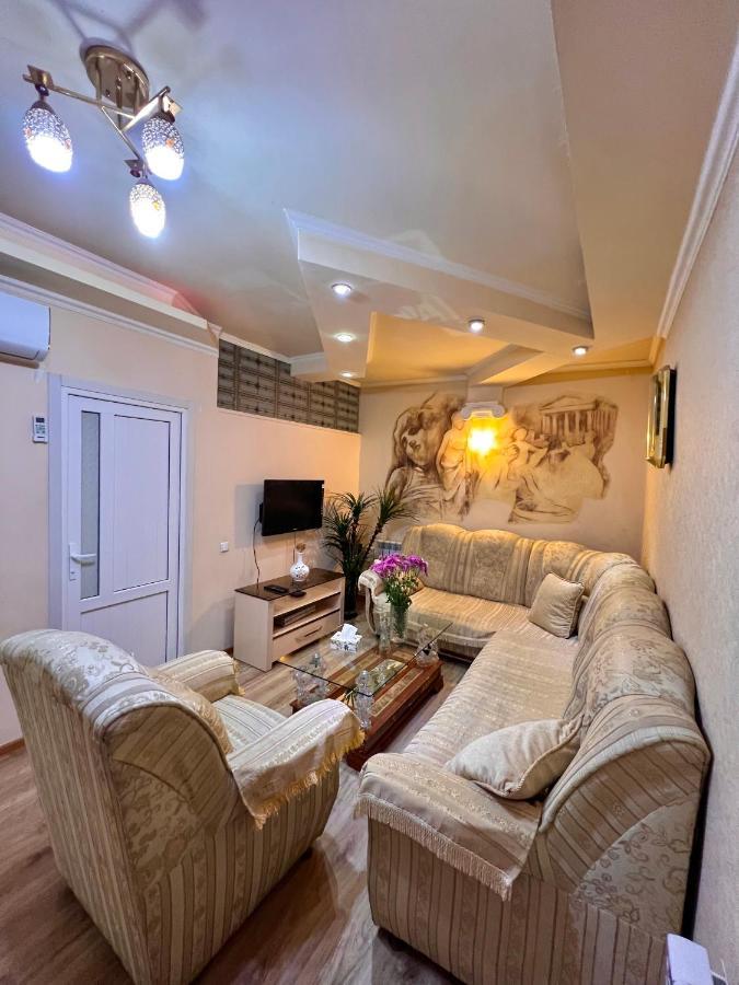 Apartment In The Centre Of Yerevan For Rent Buitenkant foto