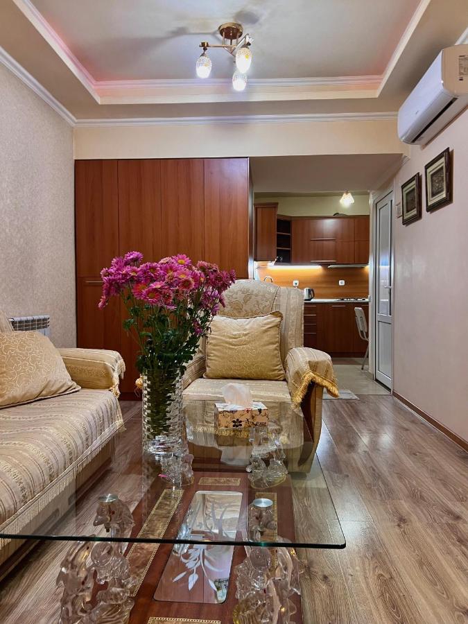 Apartment In The Centre Of Yerevan For Rent Buitenkant foto