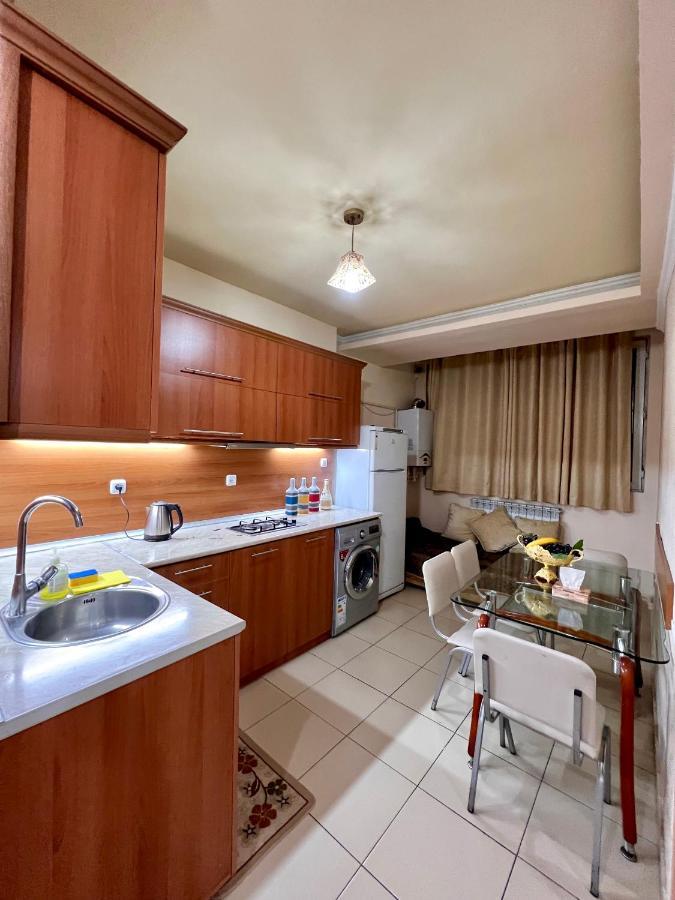 Apartment In The Centre Of Yerevan For Rent Buitenkant foto
