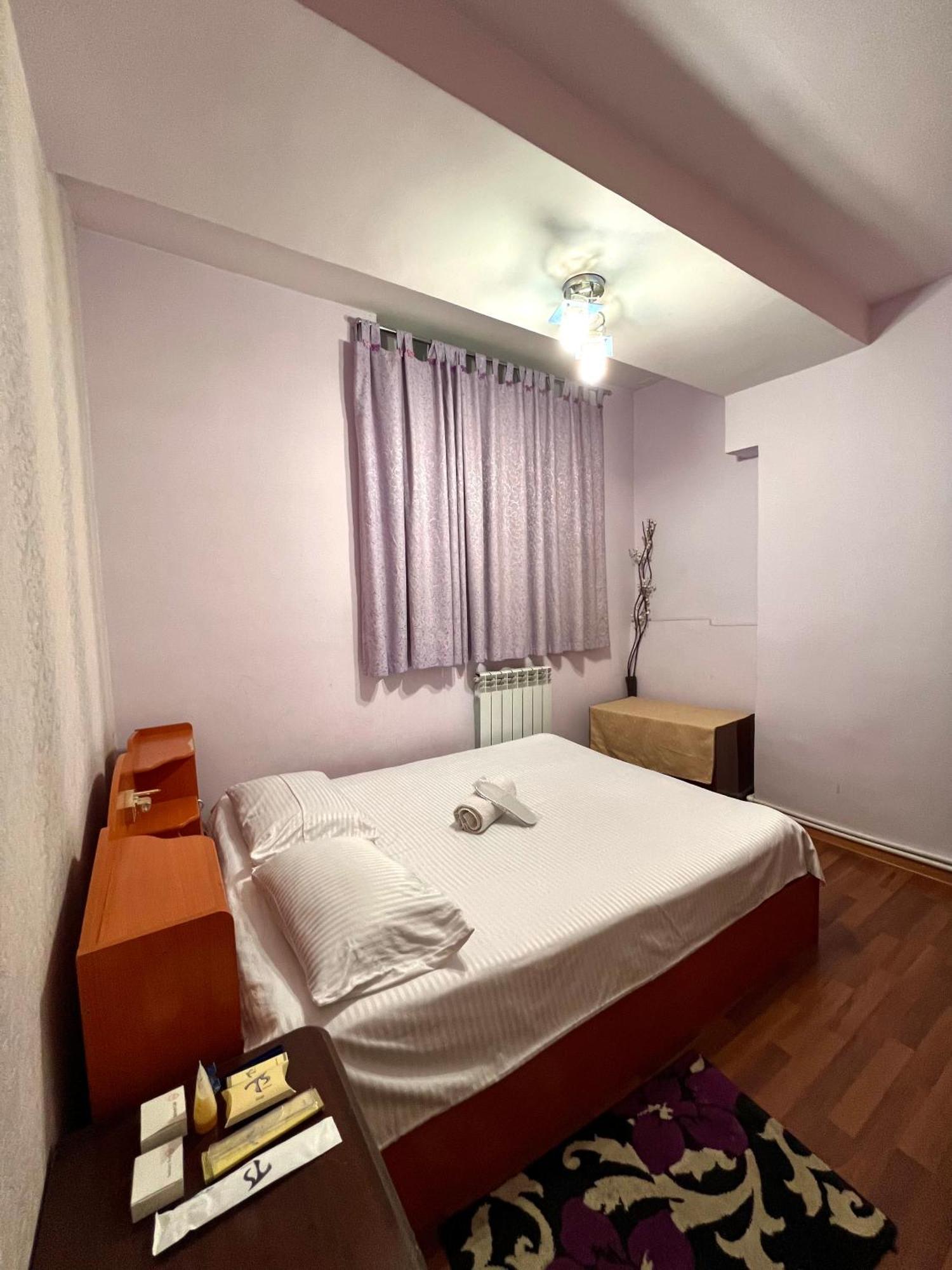Apartment In The Centre Of Yerevan For Rent Buitenkant foto